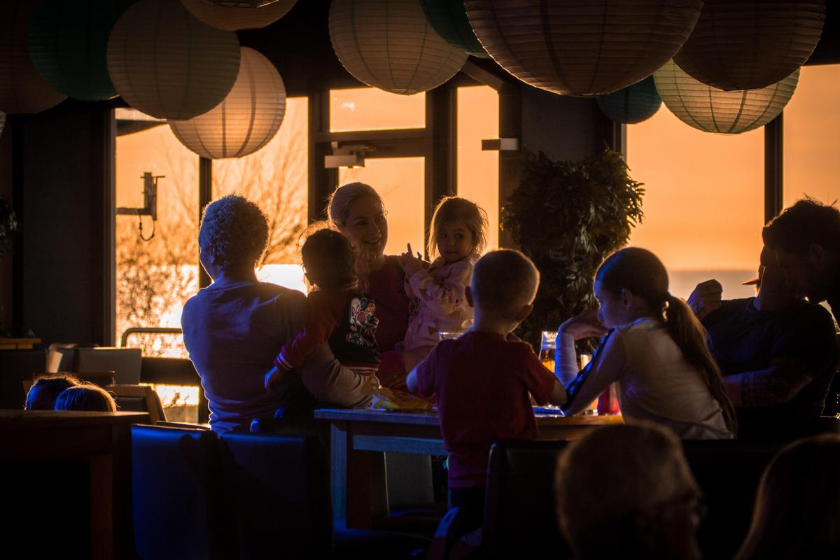 The View Family enjoying drinks - Brynrodyn BYB