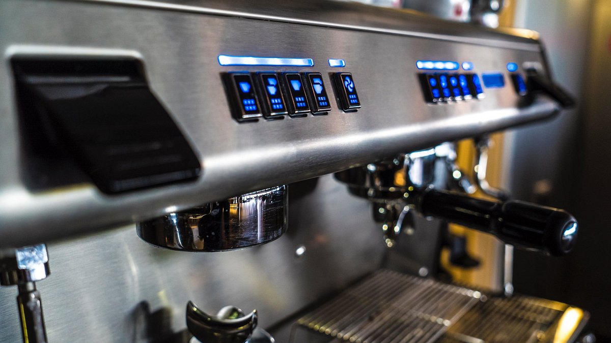 The View Coffee Machine - Brynrodyn Borth